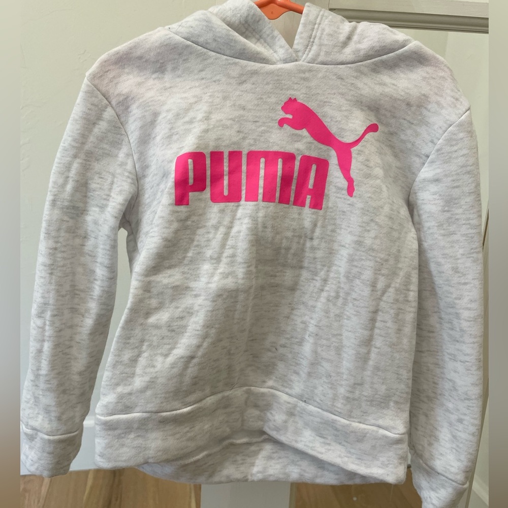 Toddler Girls Puma hoodie - grey. XXS (T3/4)